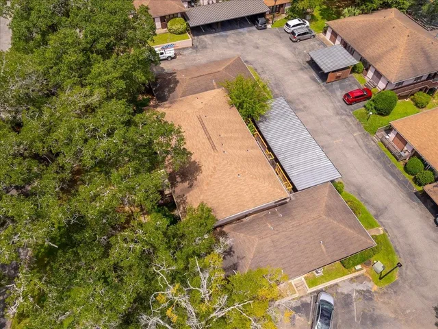 $138,900 | 422 Westwood Drive, Tallahassee, FL 32304