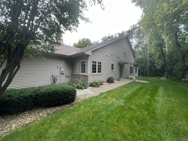 $388,000 | 1525 Pine Pointe, White Bear Lake, MN 55110
