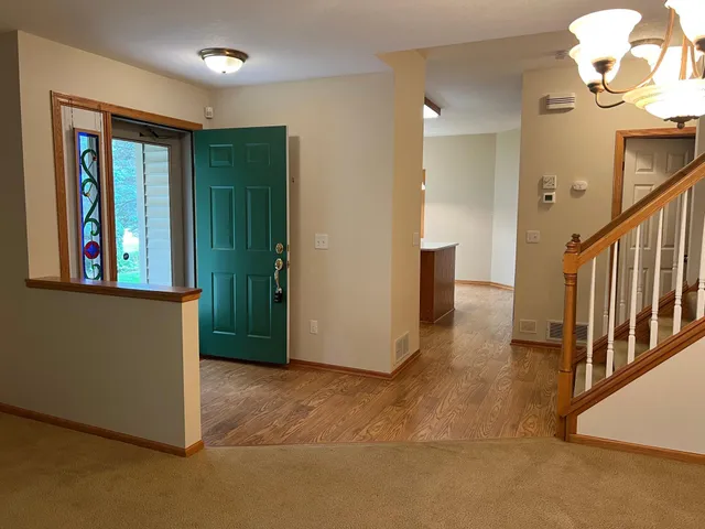 $388,000 | 1525 Pine Pointe, White Bear Lake, MN 55110