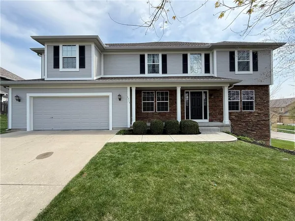 $510,000 | 1313 Stone Lane, Lansing, KS 66043
