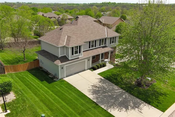 $510,000 | 1313 Stone Lane, Lansing, KS 66043