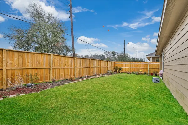 $2,350 | 319 American Black Bear Drive, Crosby, TX 77532