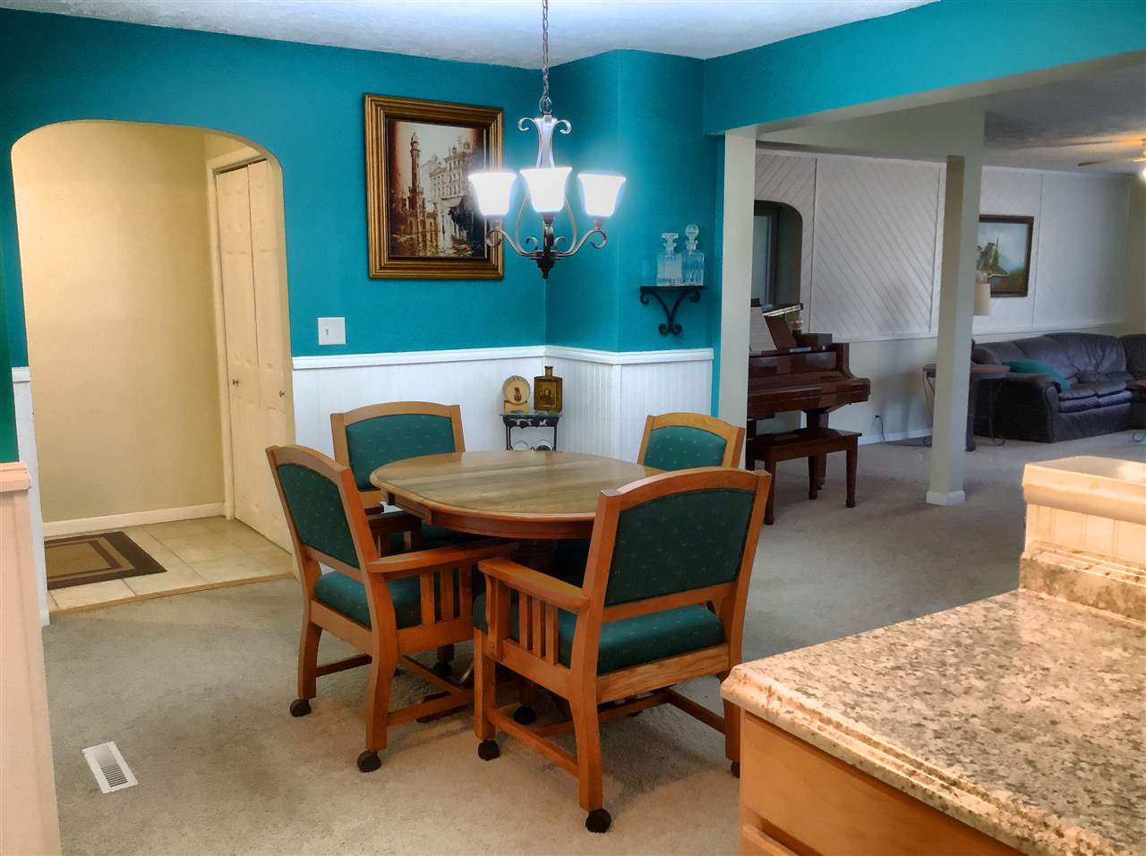 4101 Five Mile Road Traverse City, MI 49686 - Photo 8 of 41 1869945-7.JPG
