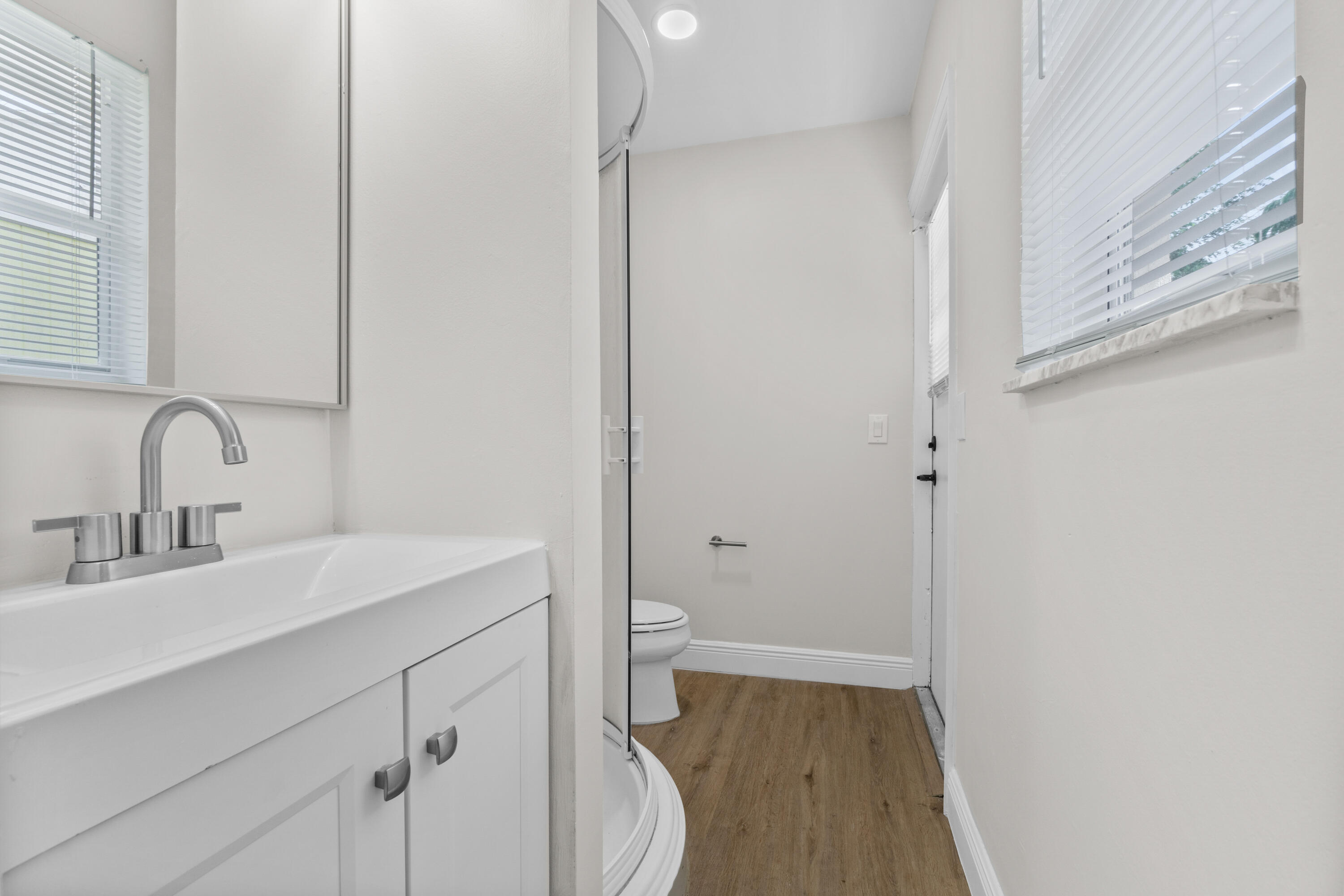 4882 Lincoln Road Delray Beach, FL 33445 - Photo 18 of 22 master bath