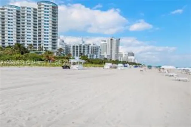 a view of outdoor space yard and patio