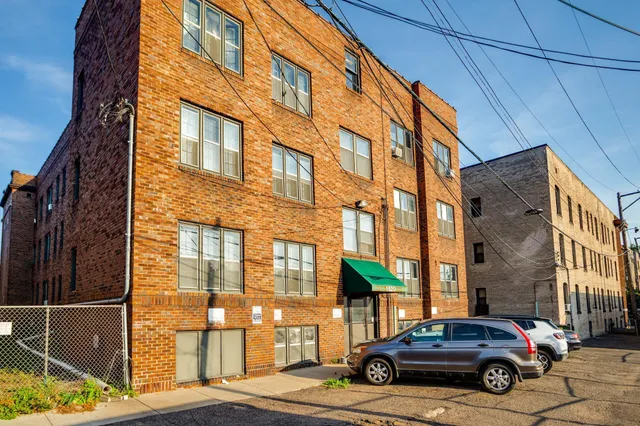 $79,900 | 1820 1st Avenue South, Unit 107, Minneapolis, MN 55403