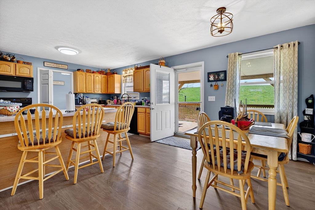 2099 Mountain Valley Road Keezletown, VA 22832 - Photo 16 of 53