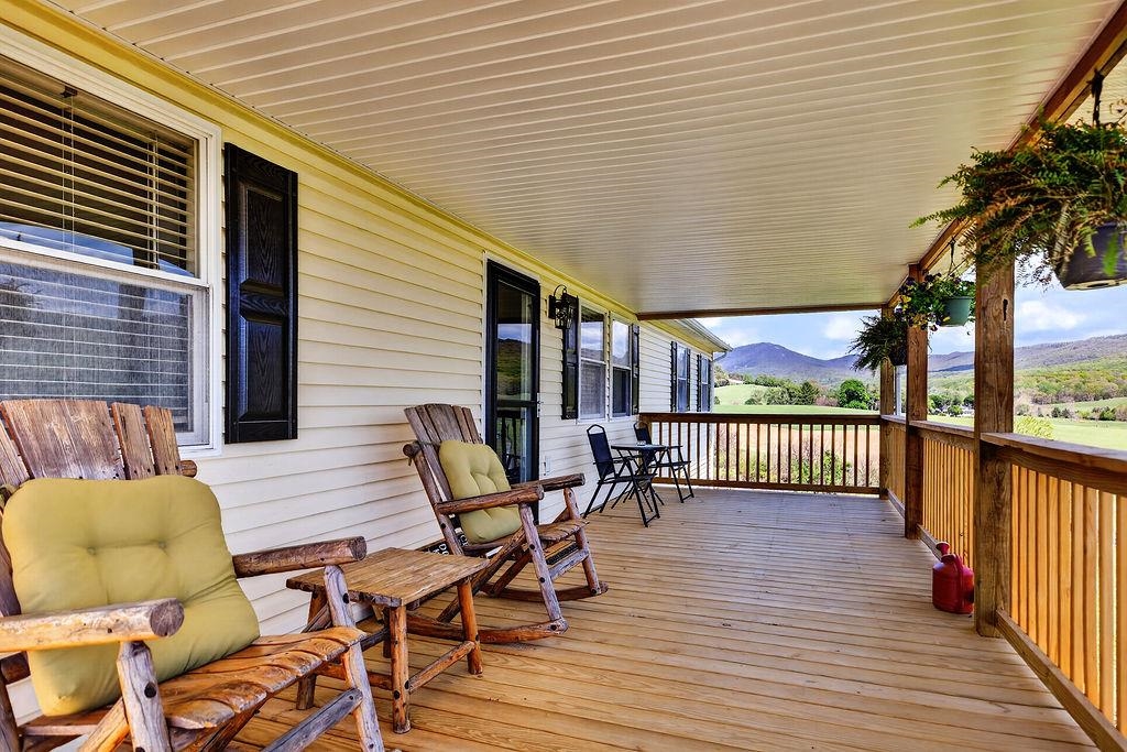 2099 Mountain Valley Road Keezletown, VA 22832 - Photo 10 of 53