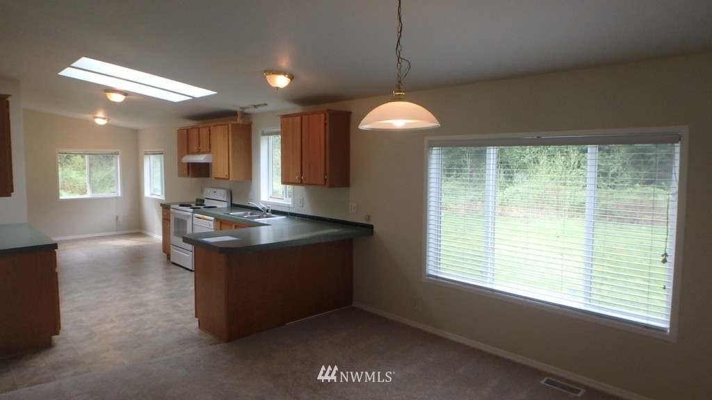 9508 North Cedarvale Loop Road Arlington, WA 98223 - Photo 12 of 25 Gallery Image 12