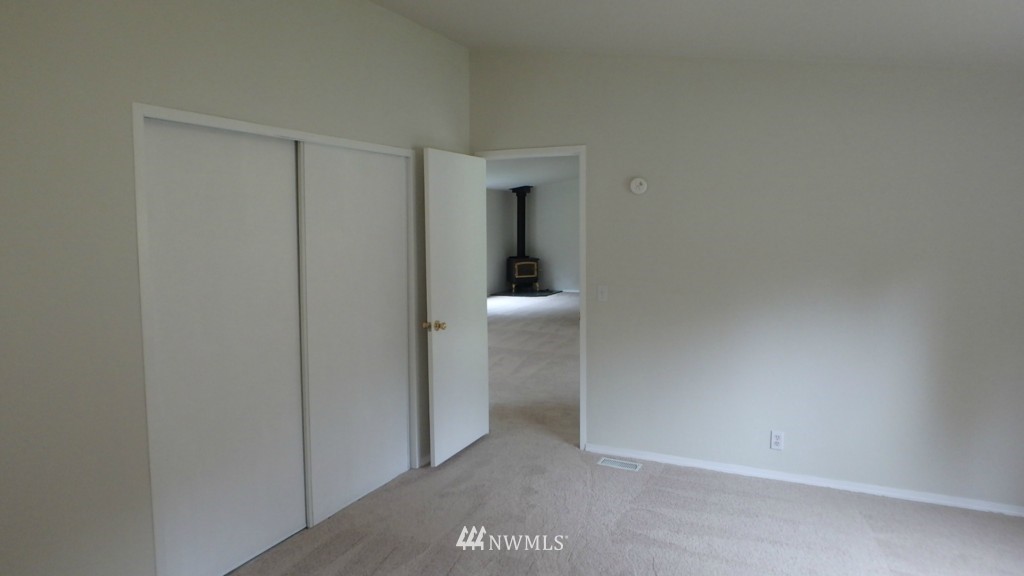 9508 North Cedarvale Loop Road Arlington, WA 98223 - Photo 17 of 25 Gallery Image 17