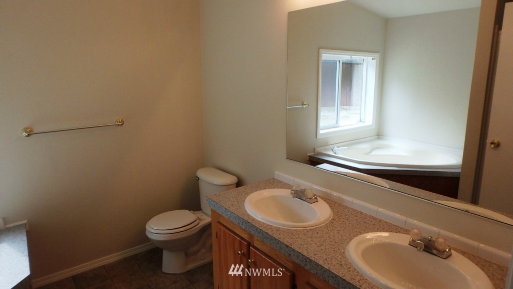 9508 North Cedarvale Loop Road Arlington, WA 98223 - Photo 20 of 25 Gallery Image 20