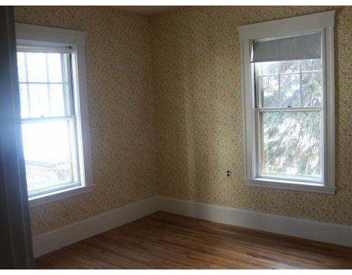 29 Chardon Road Medford, MA 02155 - Photo 9 of 21 Gallery Image 9