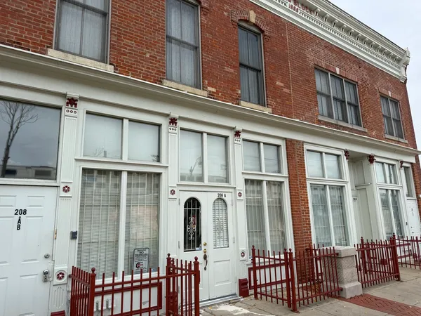 $1,500 | 204 East Washington Street, Unit 204, Joliet, IL 60433