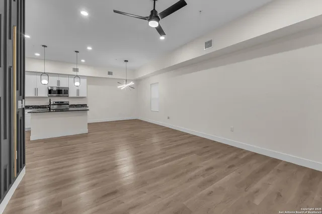 $1,650 | 110 Webb, Unit 202, San Antonio, TX 78223