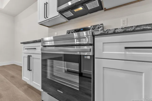 $1,650 | 110 Webb, Unit 202, San Antonio, TX 78223