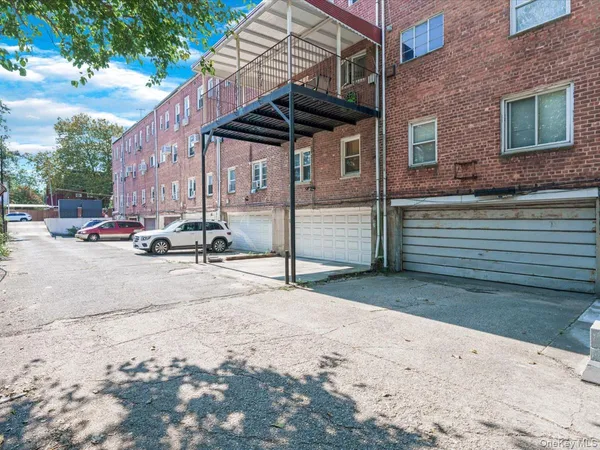 $900,000 | Undisclosed Address | Flatlands