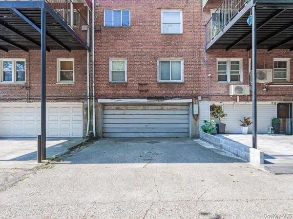 $900,000 | Undisclosed Address | Flatlands