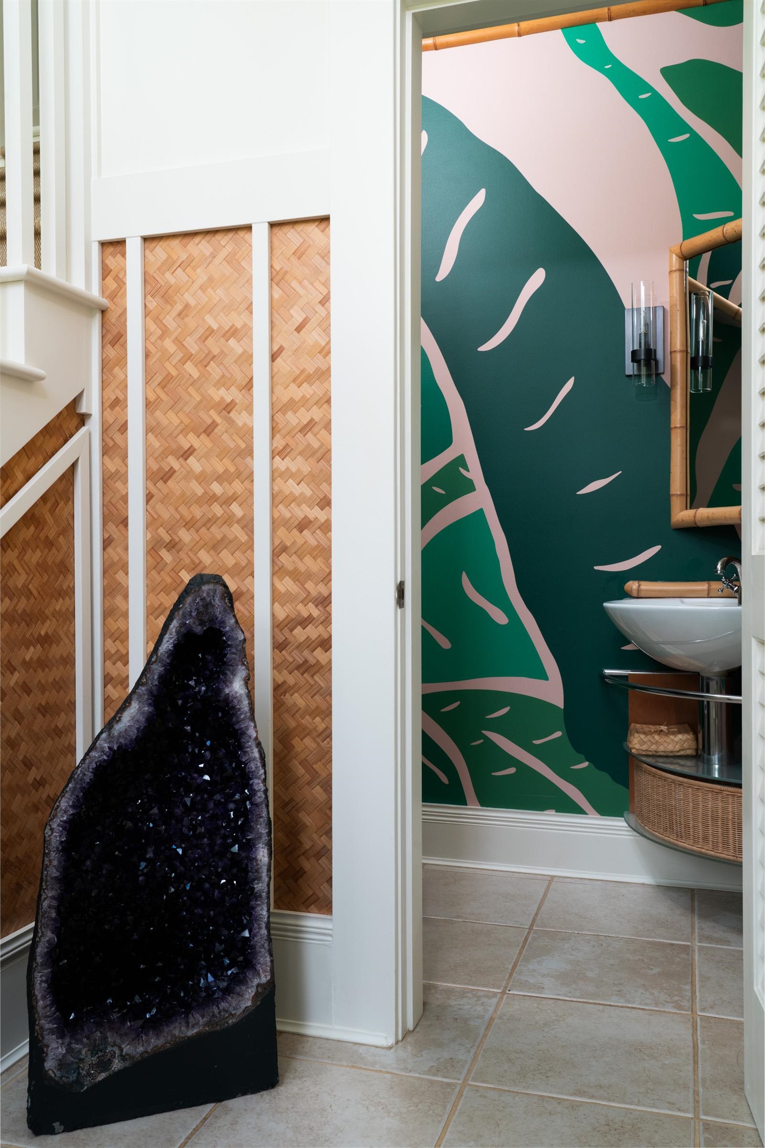 51 Kapohue Road Hana, HI 96713 - Photo 34 of 50 a view of entryway and kitchen