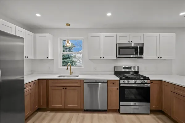 $729,900 | 19 Newbury Street, Providence, RI 02904