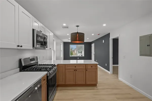 $729,900 | 19 Newbury Street, Providence, RI 02904