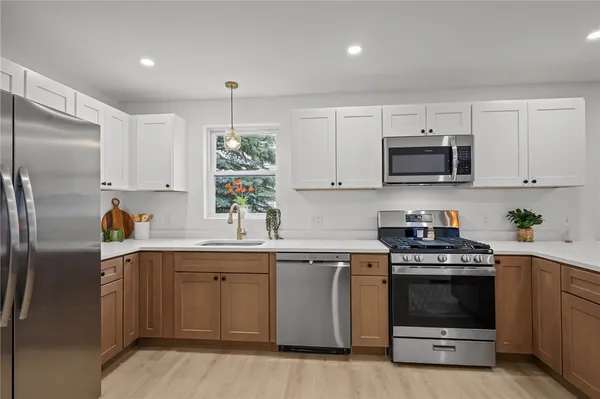 $729,900 | 19 Newbury Street, Providence, RI 02904