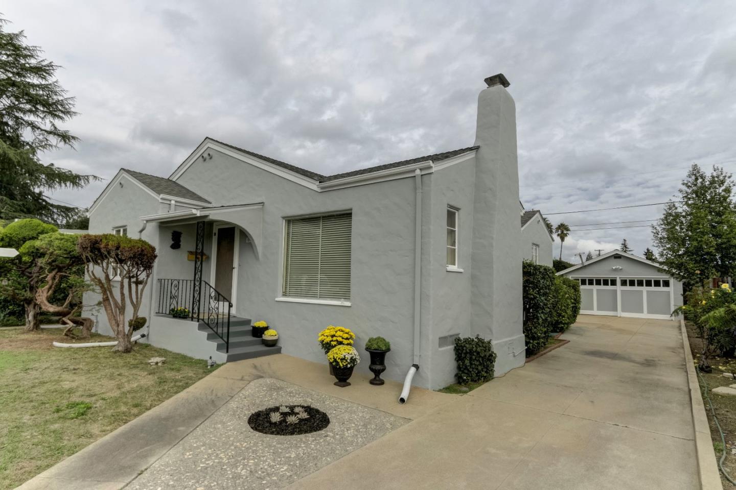 120 Rathburn Way Santa Cruz, CA 95062 - Photo 1 of 10 Gallery Image 1