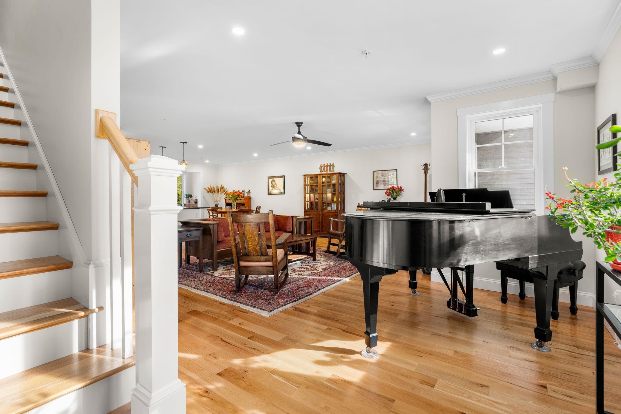 293 Peverly Hill Road, Unit 1 Portsmouth, NH 03801 - Photo 4 of 28