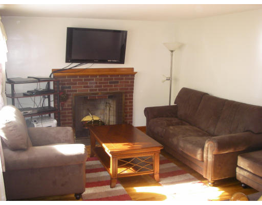 29 Robinwood Road Dedham, MA 02026 - Photo 14 of 26 Gallery Image 14