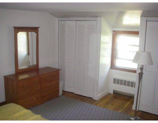 29 Robinwood Road Dedham, MA 02026 - Photo 19 of 26 Gallery Image 19