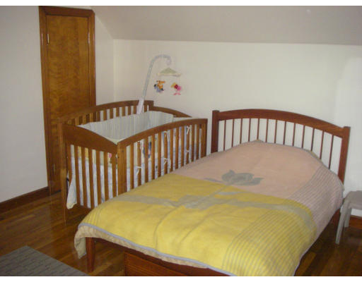 29 Robinwood Road Dedham, MA 02026 - Photo 20 of 26 Gallery Image 20