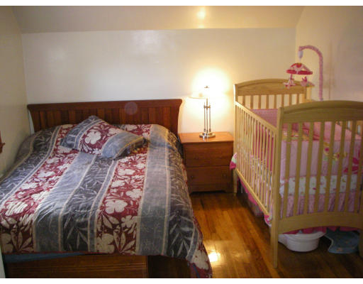 29 Robinwood Road Dedham, MA 02026 - Photo 24 of 26 Gallery Image 24