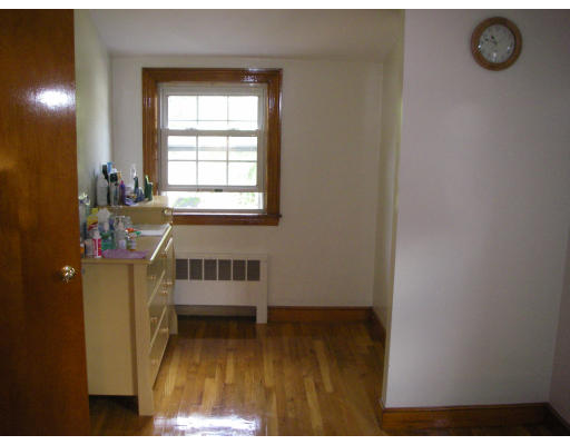 29 Robinwood Road Dedham, MA 02026 - Photo 25 of 26 Gallery Image 25