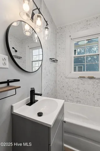 $215,000 | 512 East Chestnut Street, Goldsboro, NC 27530