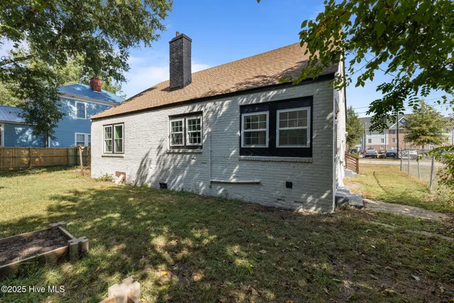 $215,000 | 512 East Chestnut Street, Goldsboro, NC 27530