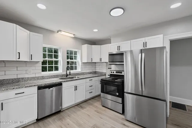 $215,000 | 512 East Chestnut Street, Goldsboro, NC 27530