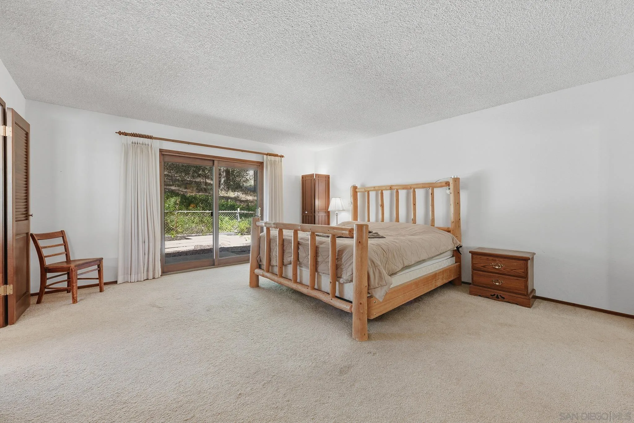 19525 Casner Road Ramona, CA 92065 - Photo 31 of 73 Primary Bedroom
