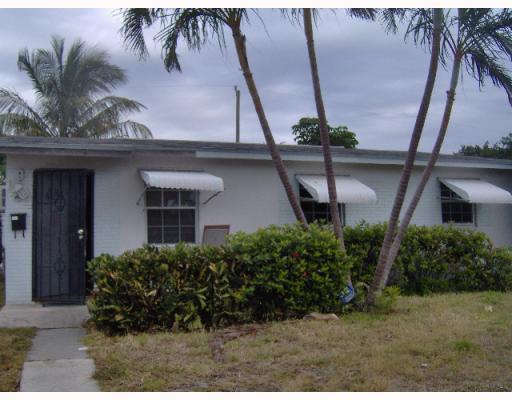 1264 West 36th Street Riviera Beach, FL 33404 - Photo 1 of 1 Primary Photo