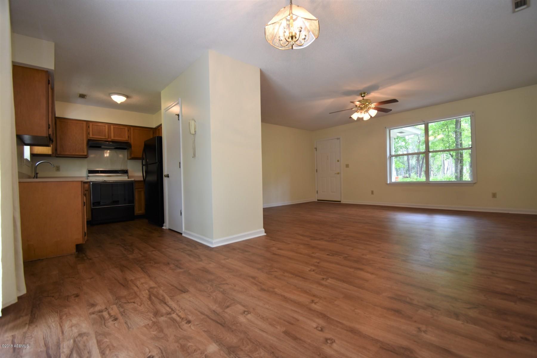 6 Hewlett Road Beaufort, SC 29907 - Photo 3 of 39 DSC_0254