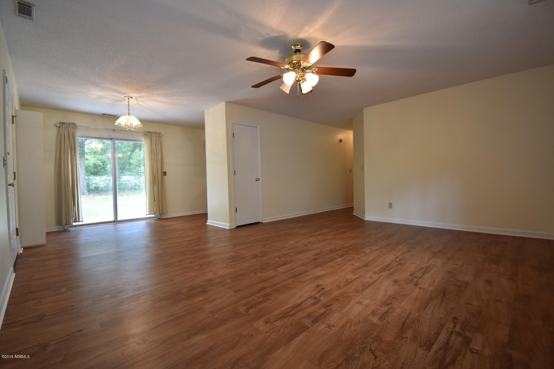 6 Hewlett Road Beaufort, SC 29907 - Photo 10 of 39 DSC_0264