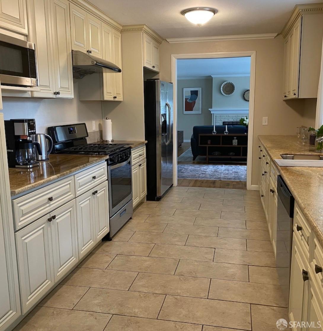 4052 Costado Road Pebble Beach, CA 93953 - Photo 12 of 38