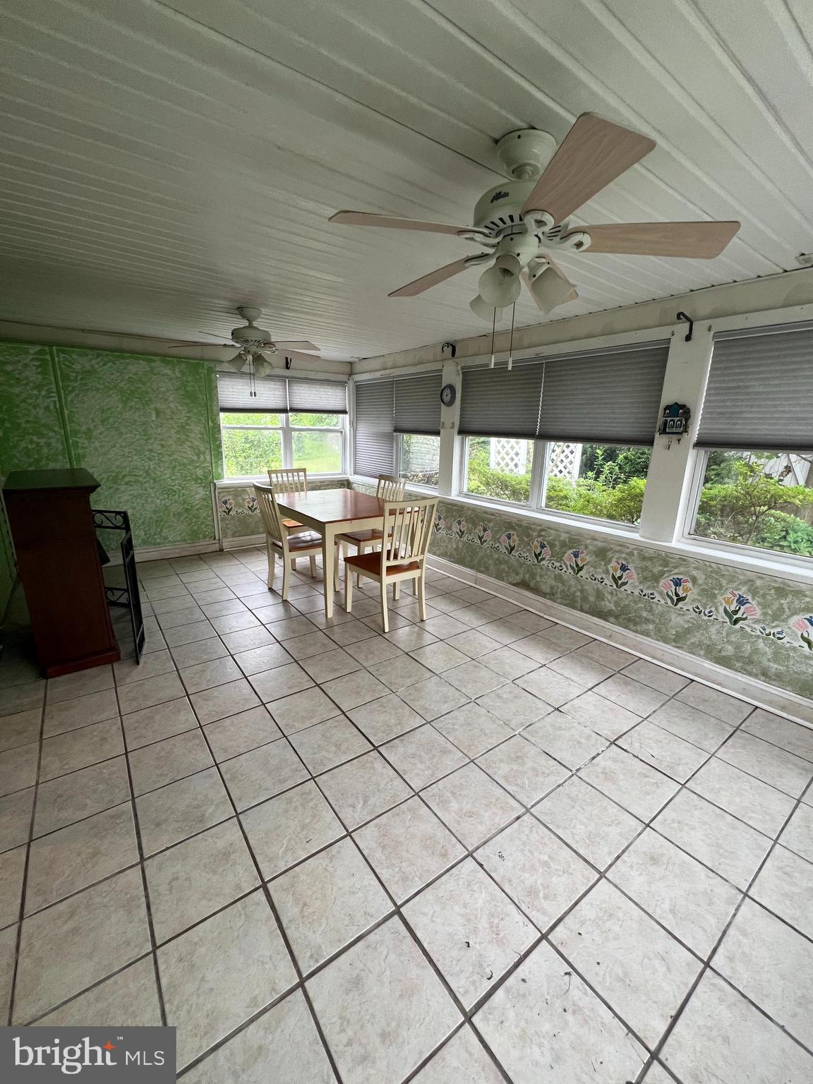 44 Midway Lane Bellmawr, NJ 08031 - Photo 8 of 28 a view of a dining room with furniture