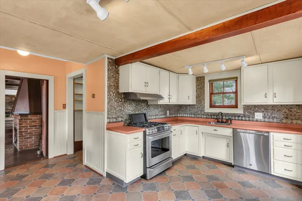 $295,000 | 1003 West Church Street, Champaign, IL 61821