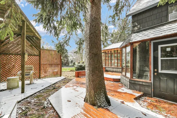$295,000 | 1003 West Church Street, Champaign, IL 61821
