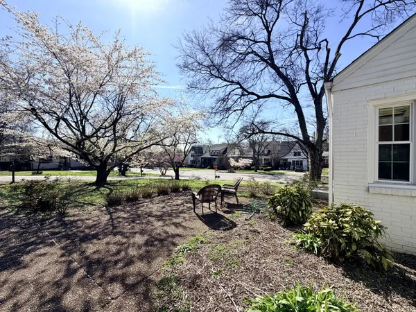 $3,000 | 1918 Wildwood Avenue, Nashville, TN 37212