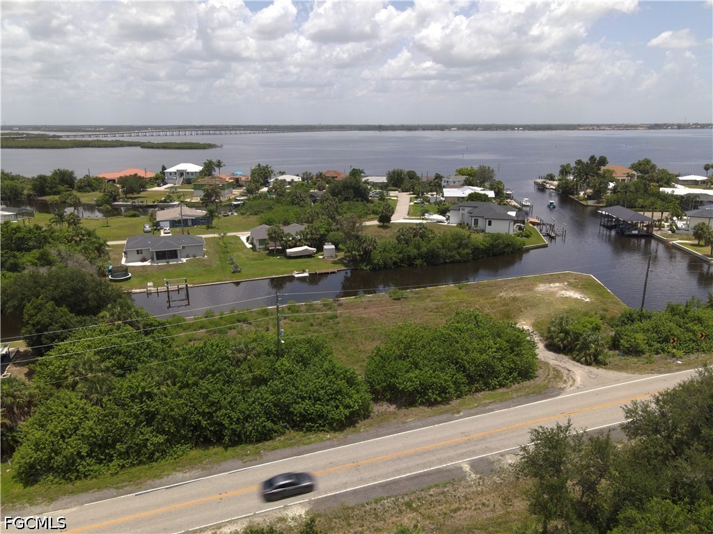 25301 Harbor View Road Port Charlotte, FL 33980 - Photo 2 of 15