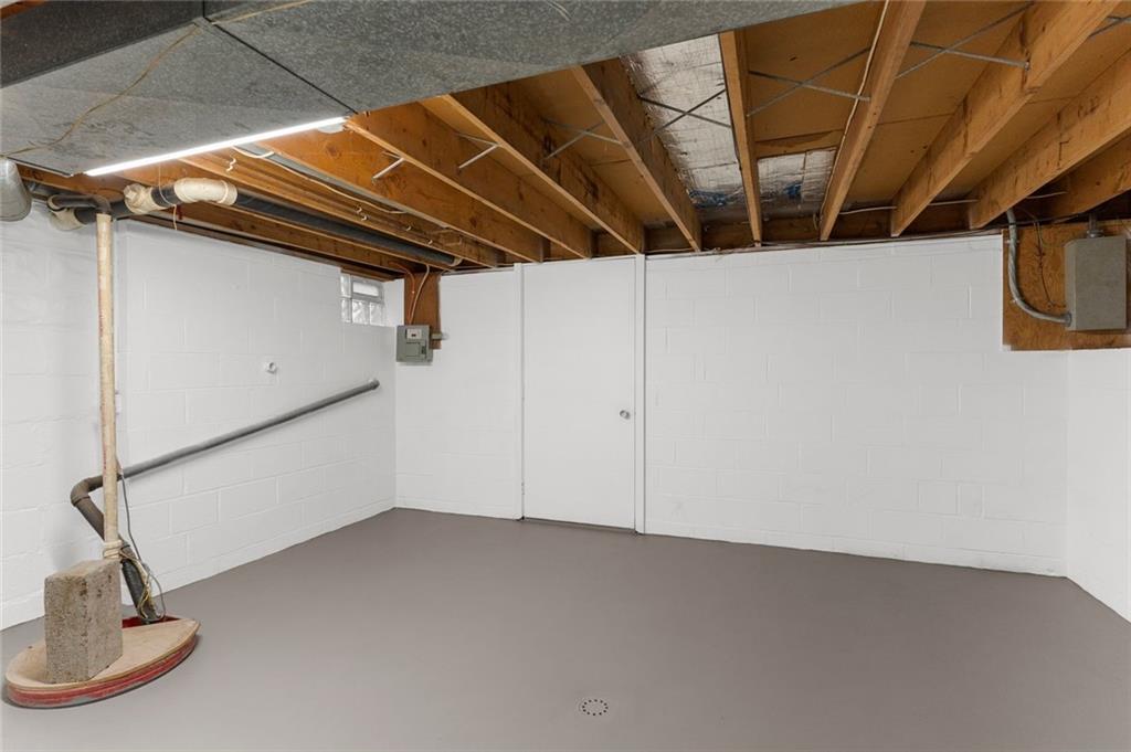 841 Highland Road Sharon, PA 16146 - Photo 26 of 39 a view of storage and utility room