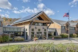 5 North Salem Road, Unit 203 Ridgefield, CT 06877 - Photo 13 of 16 Ridgefield REC Cent3er