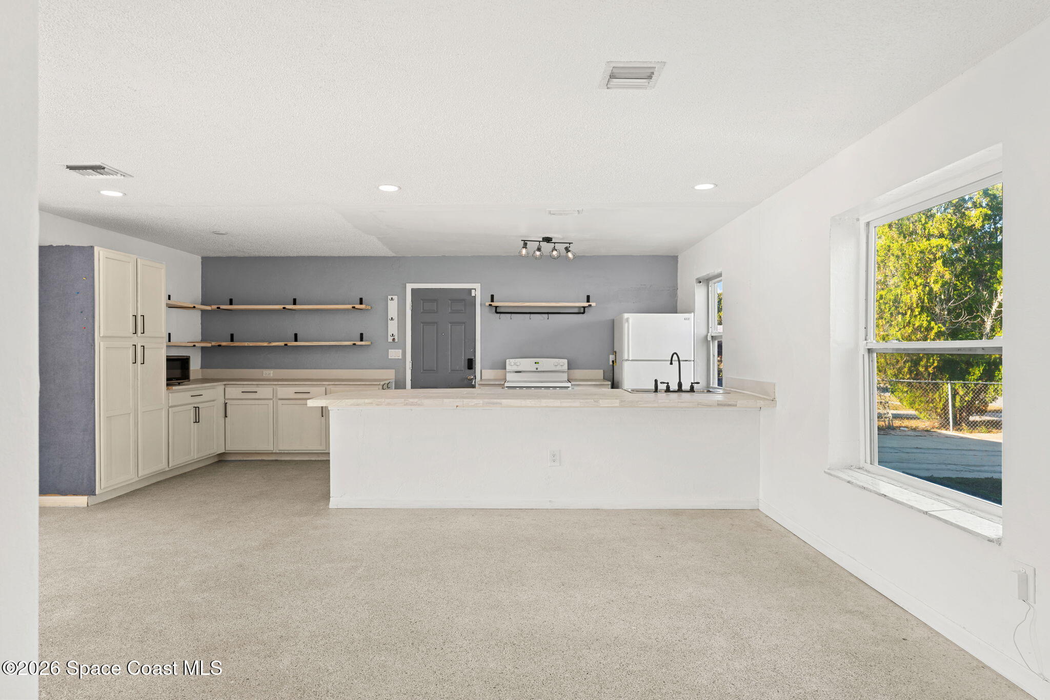 1049 Cabot Drive Northeast Palm Bay, FL 32905 - Photo 13 of 43 DSC09163