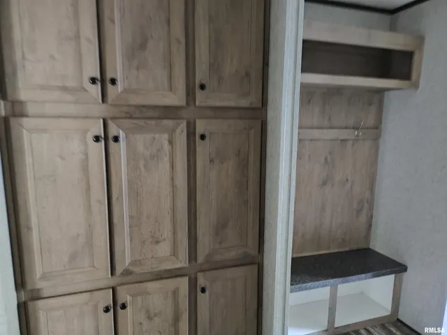 $175,000 | 1207 Southwest 6th Street, Fairfield, IL 62837