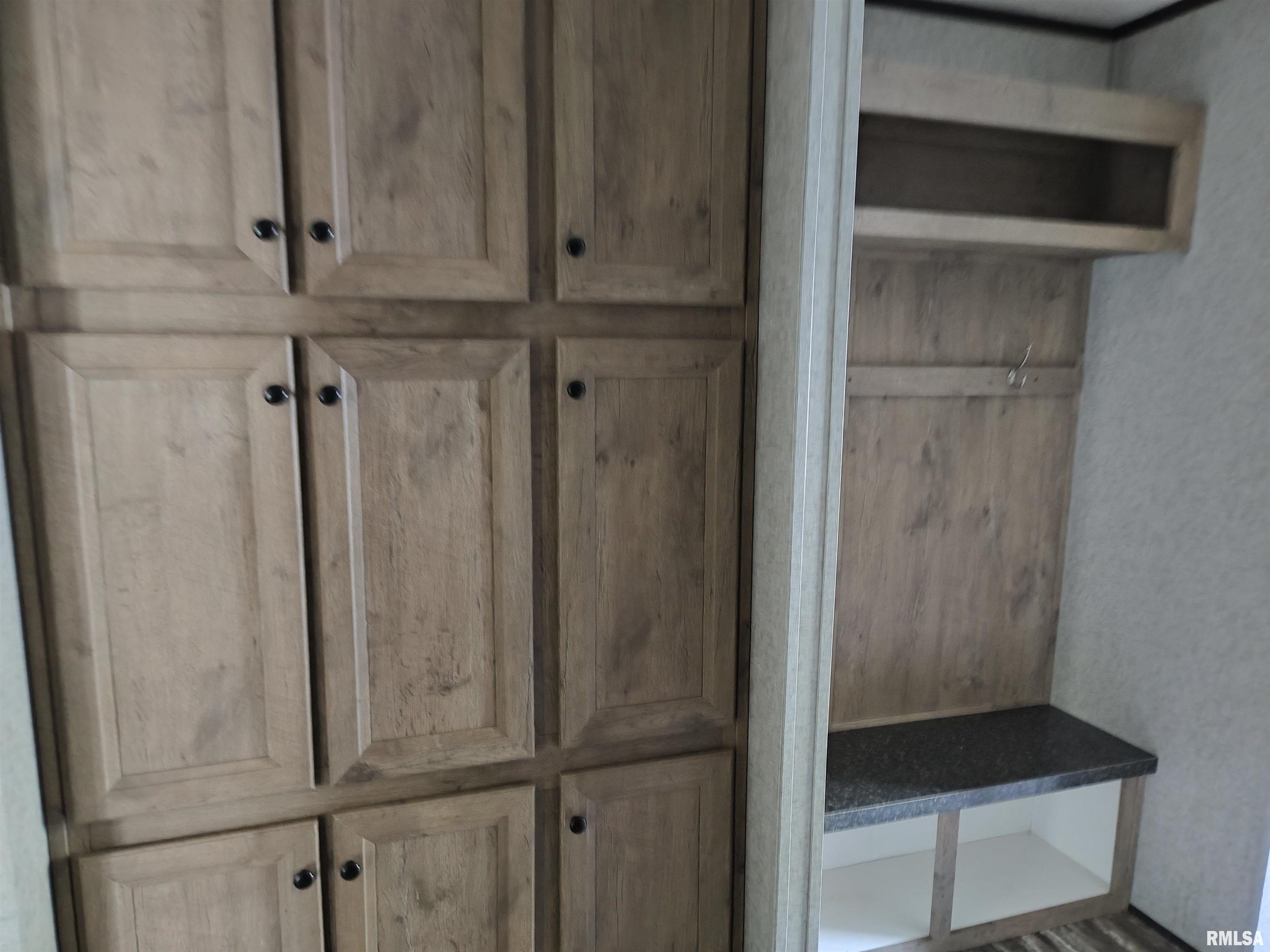 1207 Southwest 6th Street Fairfield, IL 62837 - Photo 16 of 24